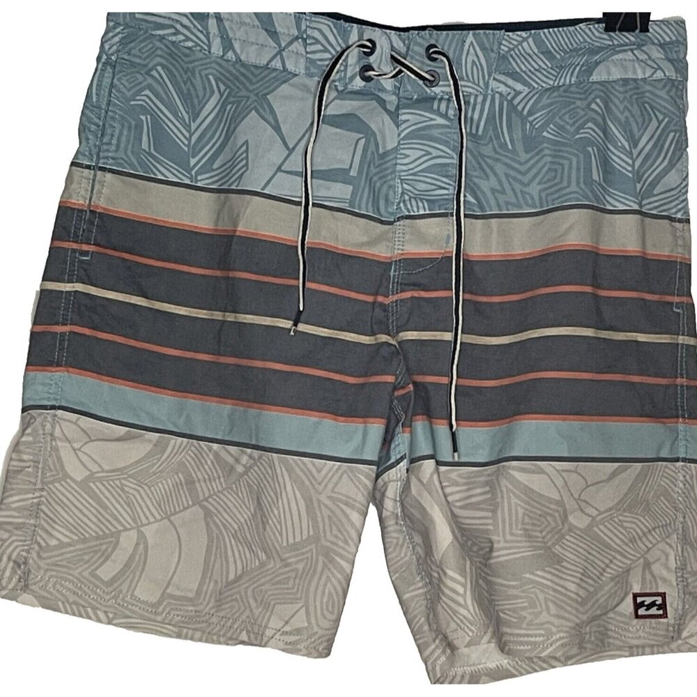 Billabong M sz 30 Stringer Lo Tide Board Shorts Stripe Print Surf Swim Trunks